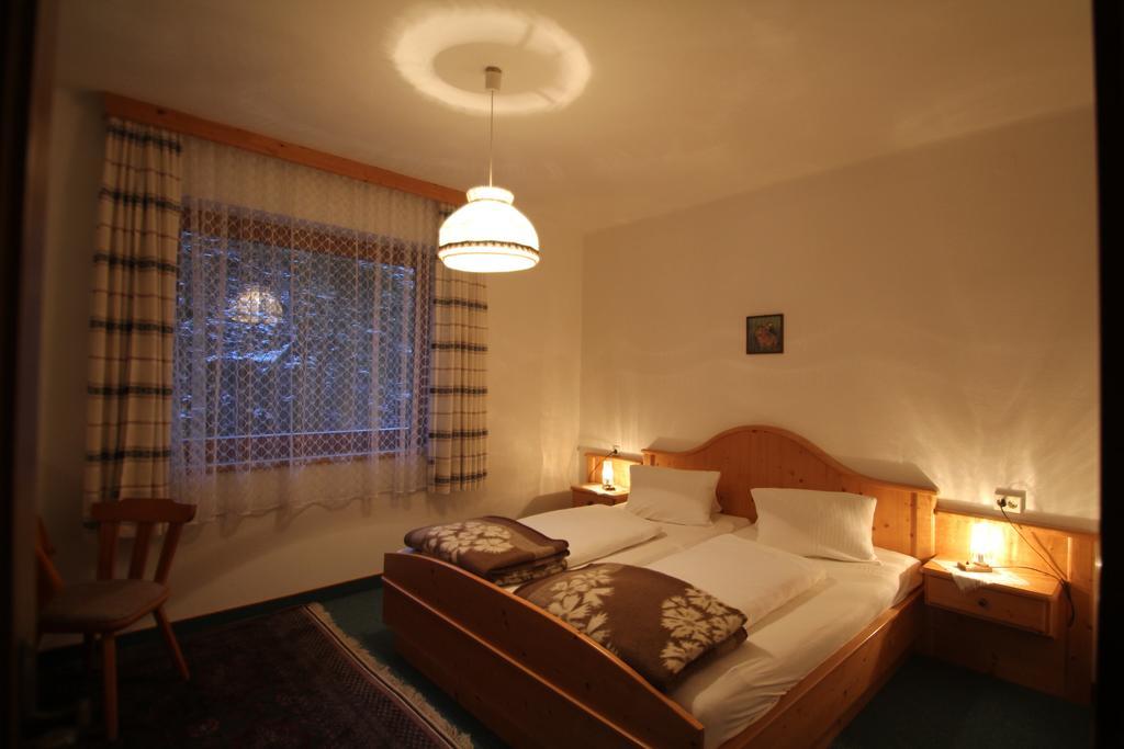 Pension Hubertushof beim Römerbad Bad Kleinkirchheim Bagian luar foto